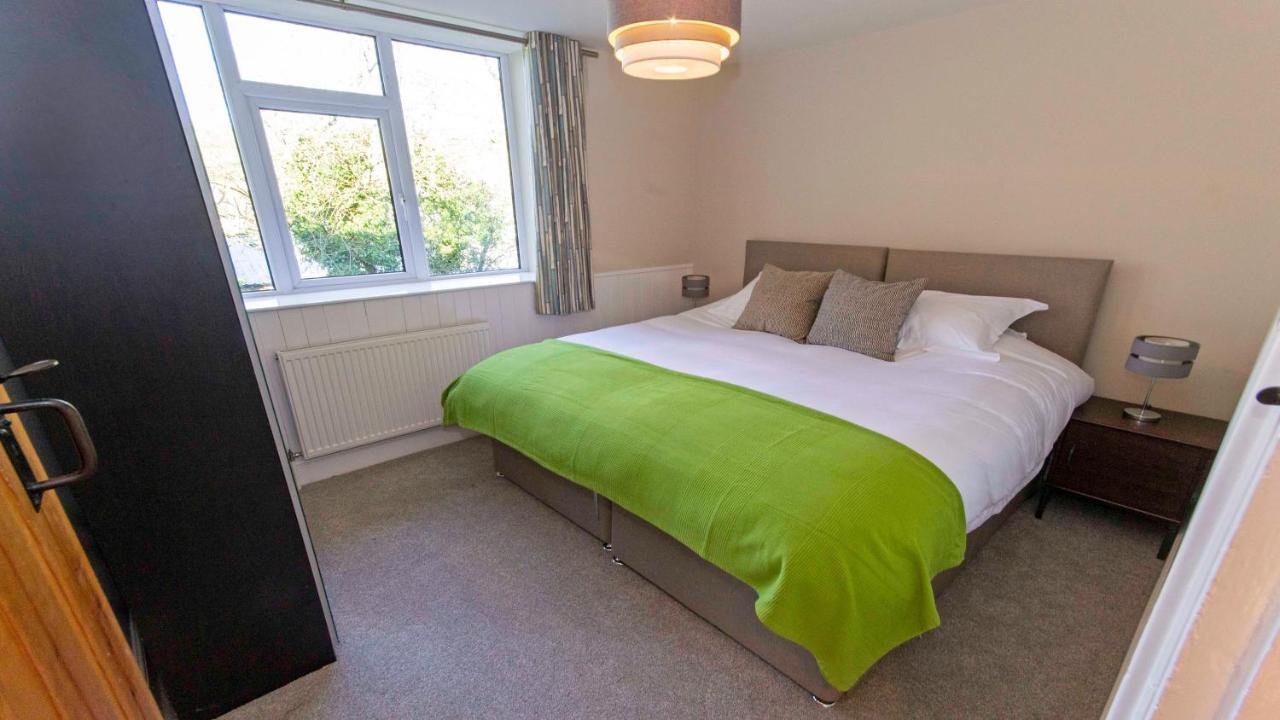 Streamways Nr Croyde - Large Country Cottage With Valley Views, Hot Tub Option And Private Garden Cabin, Sleeps 12-16 Екстер'єр фото