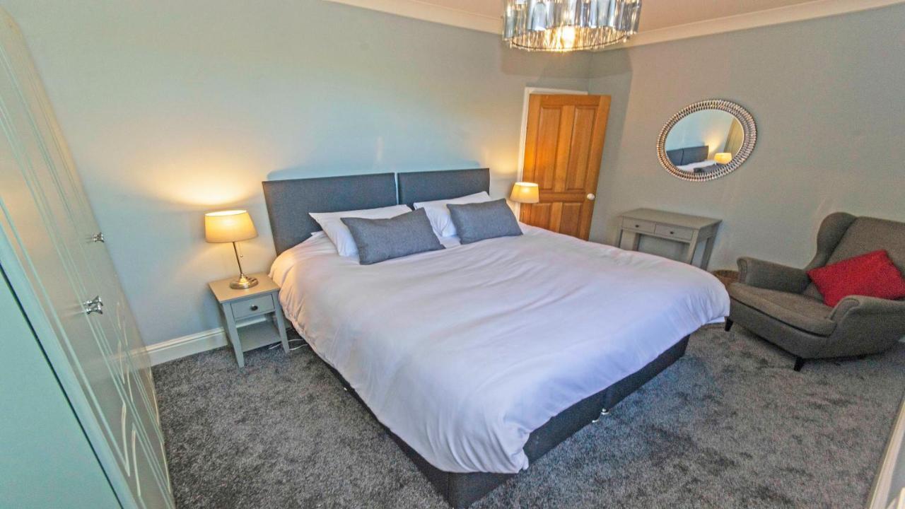 Streamways Nr Croyde - Large Country Cottage With Valley Views, Hot Tub Option And Private Garden Cabin, Sleeps 12-16 Екстер'єр фото